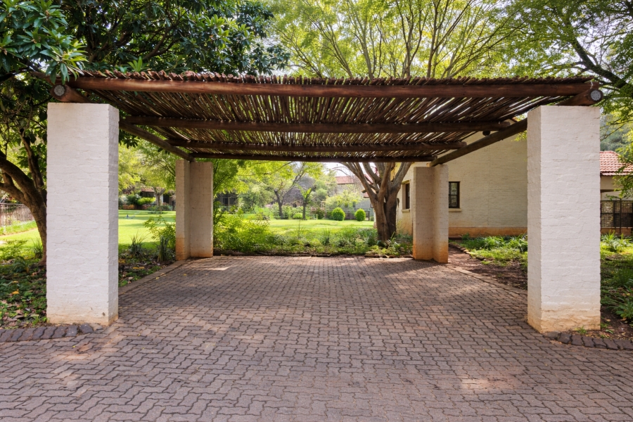 3 Bedroom Property for Sale in The Coves North West